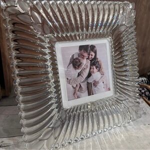 Vintage Mikasa 11x11 Crystal Square
Photo Frame Clear Glass photo Frame 5x5 pic